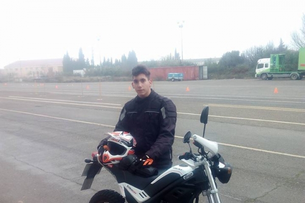 carlosc67b2612-6746-57dd-a1c0-5d51d0f9a585995E65DA-C115-940A-FD78-4D8908B596EE.jpg